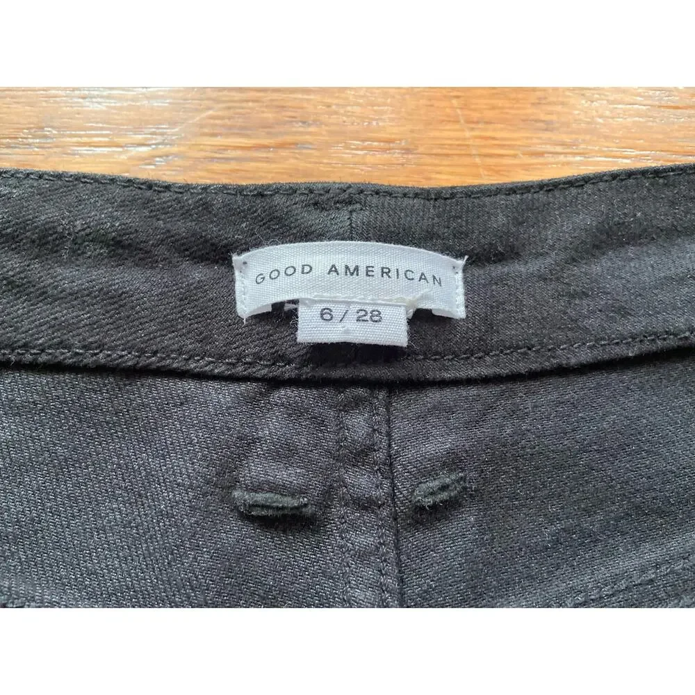 GOOD AMERICAN Black Coated Straight Jeans sz 6/29 (NWOT)